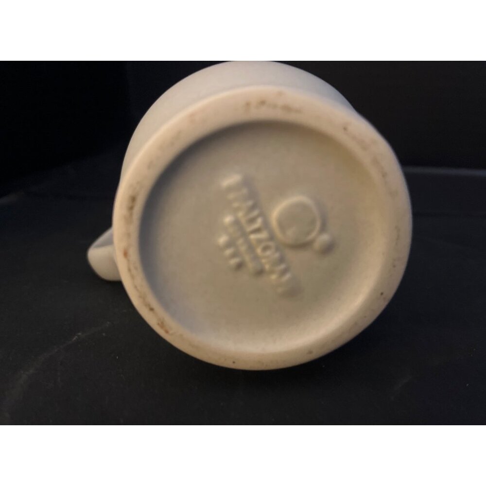 Pfaltzgraff Yorktown Cream Pitcher & Covered Butter Crock Set of 2 - Picture 5 of 10